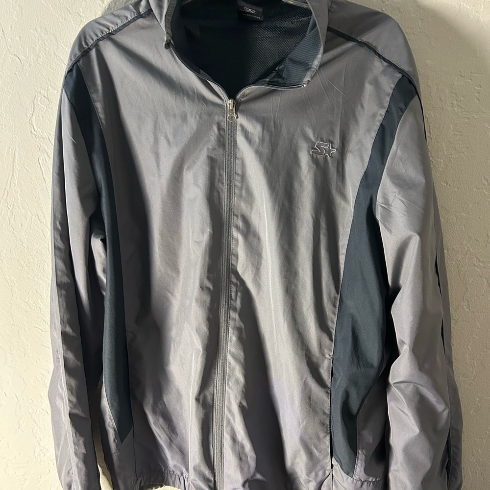 STARTER Vintage Men's Gray and Black Windbreaker